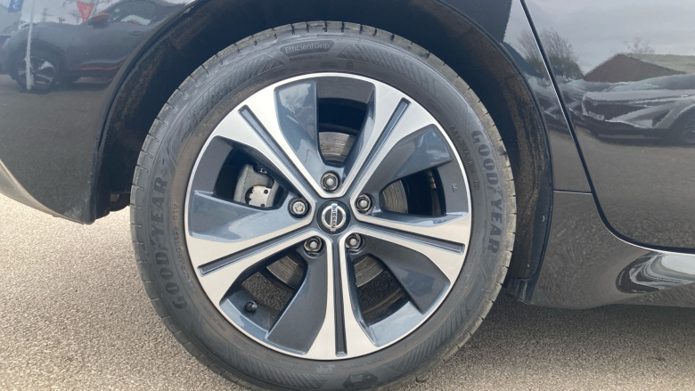 Nissan LEAF 110kW Tekna 40kWh 5dr Auto Electric Hatchback